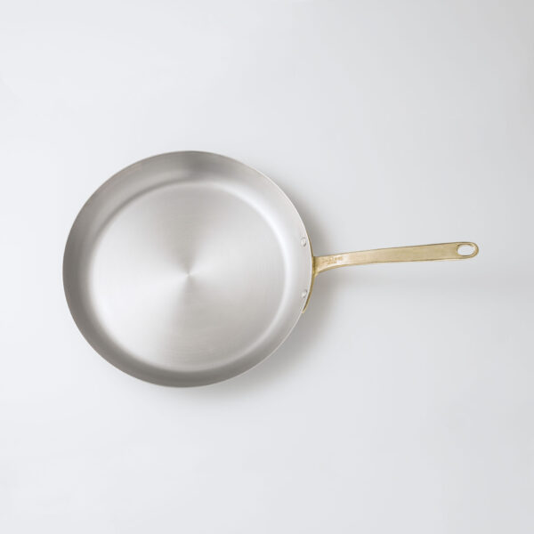 Padella in ferro BeSteel con manico in ottone pressofuso